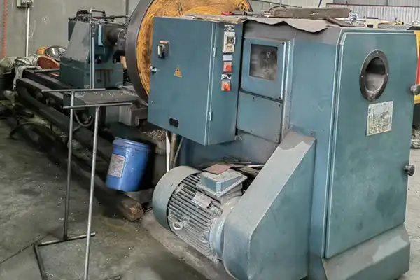 Skin peeling machine Skin peeling machine