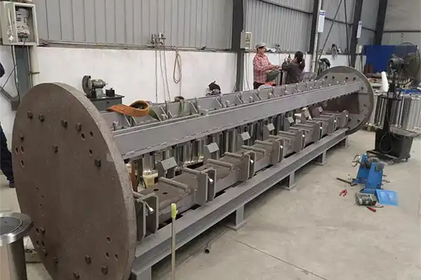 Heat exchanger equipment Heat exchanger equipment