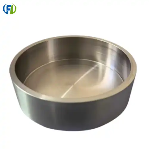 A 35ml inclined-wall zircon crucible was used in the study.